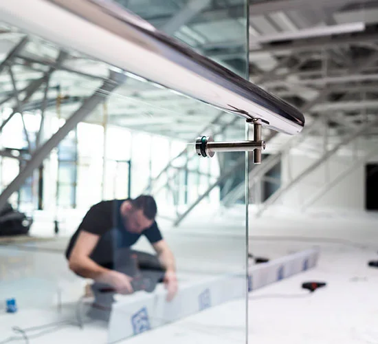 Panama City, FL highly skilled glass repair technicians